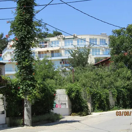 Apartment Alen Mak - Chayka, Lighthouse *